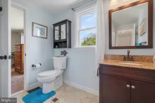 17 Rosehill Ct, Baltimore, MD 21236 - Photo 27