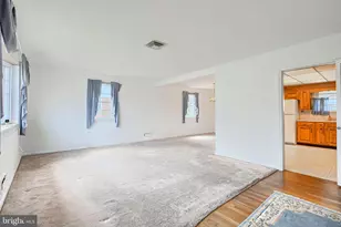 211 Rothwell Dr, Lutherville Timonium, MD 21093 - Photo 5