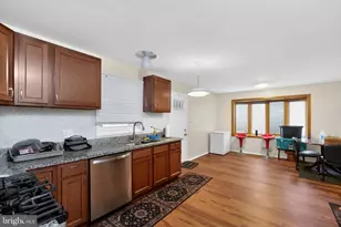 3819 Pikeswood Dr, Randallstown, MD 21133 - Photo 13