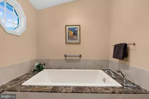 4402 Meadowcliff Rd, Glen Arm, MD 21057 - Photo 37