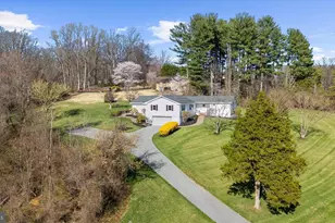 4402 Meadowcliff Rd, Glen Arm, MD 21057 - Photo 3