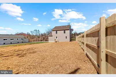 2747 Park Drive, Halethorpe, MD 21227 - Photo 35