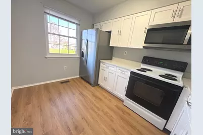 17 Holland Hill, Catonsville, MD 21228 - Photo 9