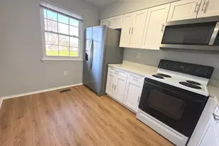 17 Holland Hill, Catonsville, MD 21228 - Photo 9