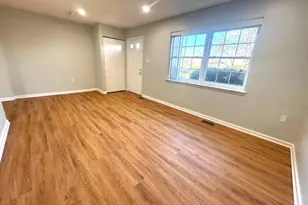 4826 Grand Bend Dr, Catonsville, MD 21228 - Photo 5