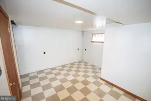 21 Right Aileron, Baltimore, MD 21220 - Photo 17