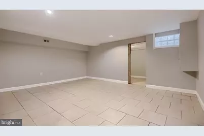 930 Foxwood Lane, Essex, MD 21221 - Photo 11