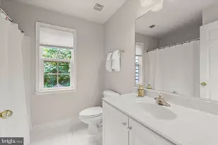 2035 Myrtlewood Rd, Baltimore, MD 21209 - Photo 37