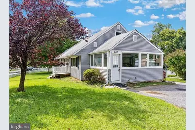 438 Bloomsbury Avenue, Baltimore, MD 21228 - Photo 3