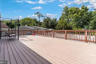 438 Bloomsbury Ave, Baltimore, MD 21228 - Photo 5