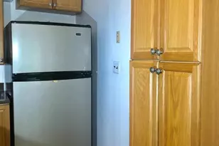 765 Charing Cross Rd, Baltimore, MD 21229 - Photo 3