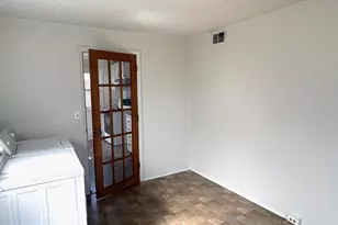 115 Compass Rd, Baltimore, MD 21220 - Photo 13