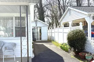 115 Compass Rd, Baltimore, MD 21220 - Photo 3