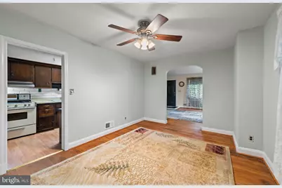 5511 Medwick Garth N, Baltimore, MD 21228 - Photo 9