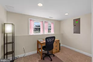 9469 Seven Courts Dr, Nottingham, MD 21236 - Photo 19