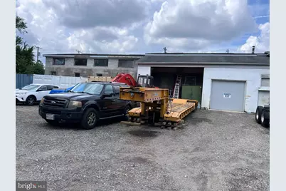 1923 Old Eastern Ave, Essex, MD 21221 - Photo 5