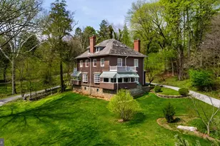 1914 Ruxton Rd, Baltimore, MD 21204 - Photo 1