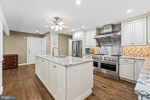 19 Seminary Dr, Lutherville Timonium, MD 21093 - Photo 11