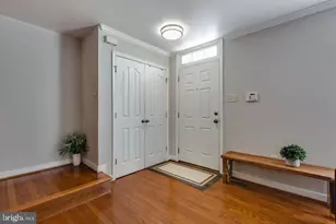 1207 Pear Blossum Ct, Catonsville, MD 21228 - Photo 3