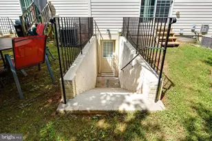 1207 Pear Blossum Ct, Catonsville, MD 21228 - Photo 43