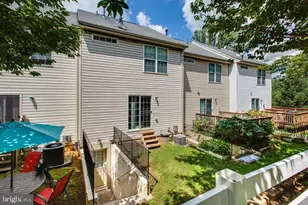 1207 Pear Blossum Ct, Catonsville, MD 21228 - Photo 45