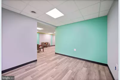 7917 Wise Avenue, Dundalk, MD 21222 - Photo 9