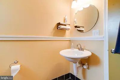 407 W Pennsylvania Avenue, Towson, MD 21204 - Photo 49