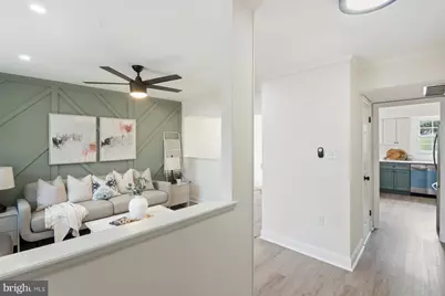 7 Prestwick Square, Baltimore, MD 21228 - Photo 5