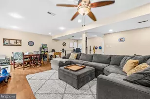 2001 Willowcrest Cir, Baltimore, MD 21209 - Photo 39