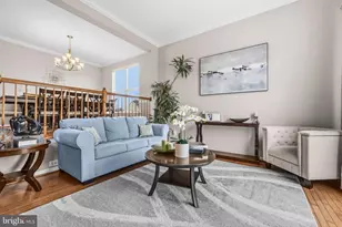 2001 Willowcrest Cir, Baltimore, MD 21209 - Photo 7