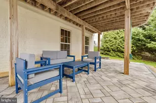 2001 Willowcrest Cir, Baltimore, MD 21209 - Photo 45