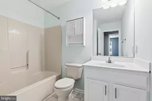 1404 Lafayette Ave, Baltimore, MD 21207 - Photo 15