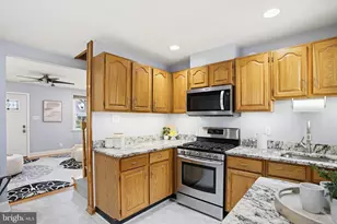 8209 Longpoint Rd, Baltimore, MD 21222 - Photo 9