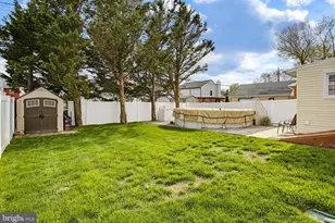 8209 Longpoint Rd, Baltimore, MD 21222 - Photo 31