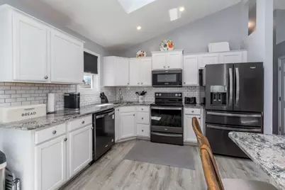 202 St Marys Road, Essex, MD 21221 - Photo 9