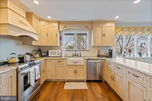 5 Lochview Ct, Lutherville Timonium, MD 21093 - Photo 9