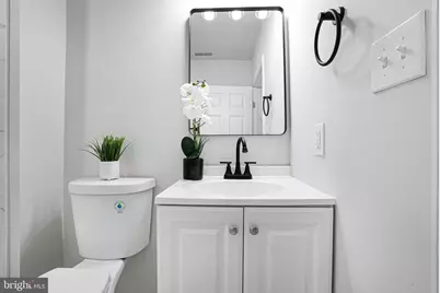 106 4th Avenue, Baltimore, MD 21227 - Photo 17