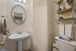 5 Wincrest Ct, Baltimore, MD 21208 - Photo 15