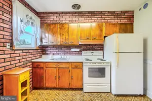 6735 Oak Ave, Baltimore, MD 21222 - Photo 11