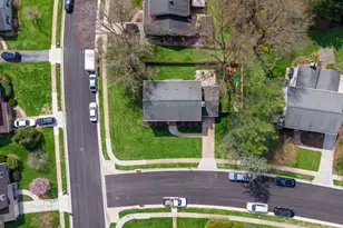 1 Galetree Ct, Cockeysville, MD 21030 - Photo 5