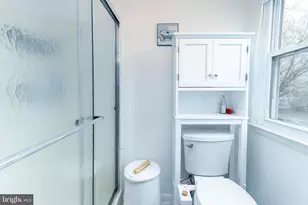 2401 Eastridge Rd, Lutherville Timonium, MD 21093 - Photo 25