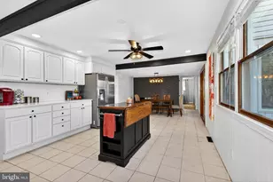 264 E Padonia Rd, Lutherville Timonium, MD 21093 - Photo 17