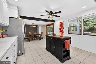 264 E Padonia Rd, Lutherville Timonium, MD 21093 - Photo 19