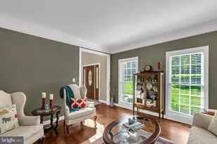 8 Falling Water Ct, Reisterstown, MD 21136 - Photo 7