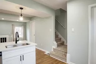 21 Neves Ct, Baltimore, MD 21234 - Photo 11