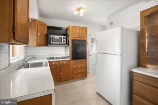 6503 Gilmore St, Baltimore, MD 21207 - Photo 13