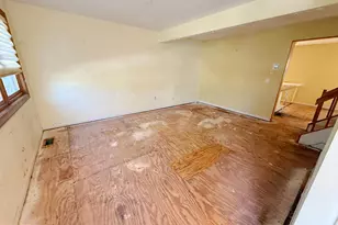 12342 Boncrest Dr, Reisterstown, MD 21136 - Photo 3