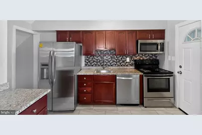 8303 Ridgely Oak, Parkville, MD 21234 - Photo 9