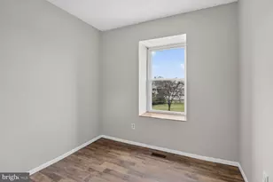 109 Highshire Ct, Baltimore, MD 21222 - Photo 15