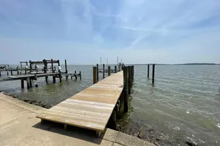2513 Barrison Point Rd, Essex, MD 21221 - Photo 3
